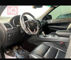 جیپ گراند شیرۆکی